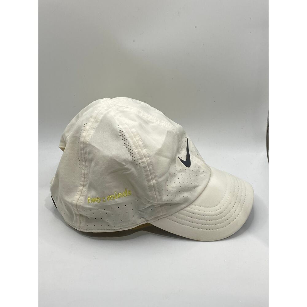 NIKE Men's White Dri-Fit ADV Heritage 86 Perforated Hat SZ OS - Picture 2 of 10